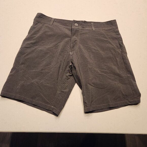 Kuhl mens lightweight shorts. Size 38